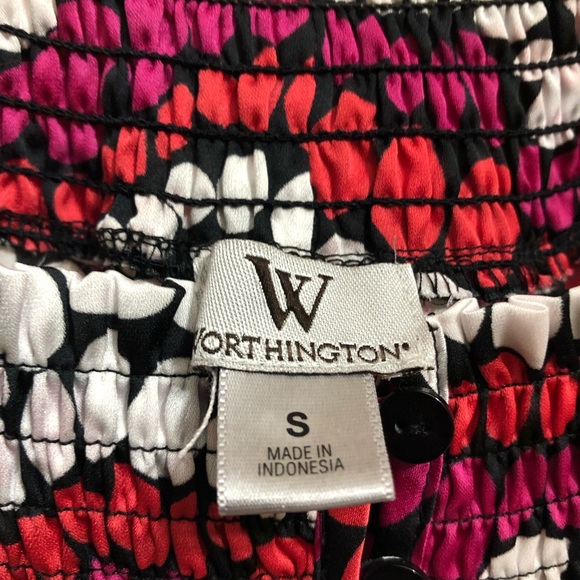 Cute dotted blouse - Picture 3 of 4